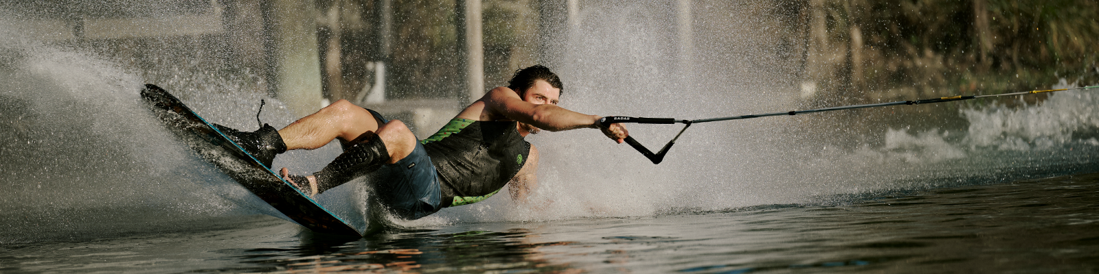 WETSUITS BANNER