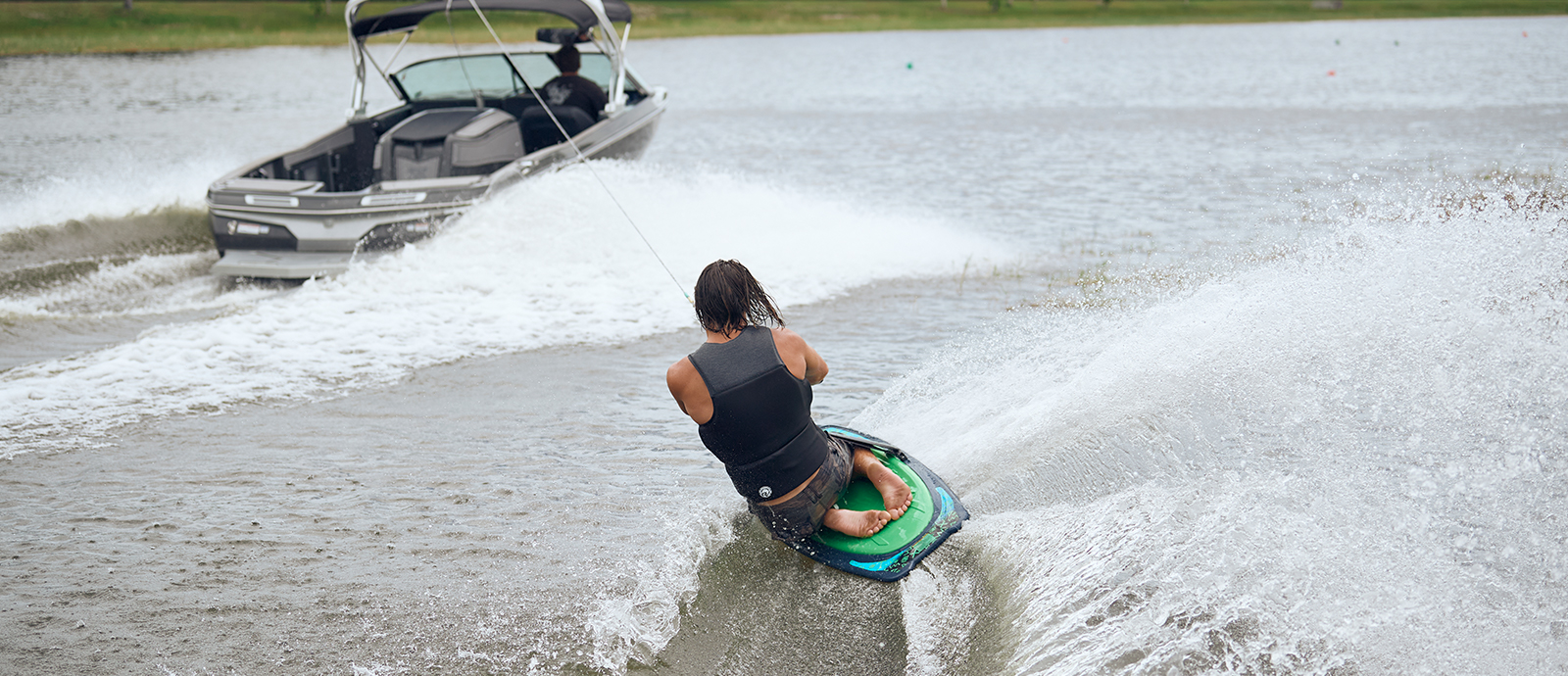 Kneeboarding, how to ride a kneeboard 