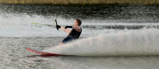 RADAR VAPOR GRAPHITE 2026 GALLERY 3