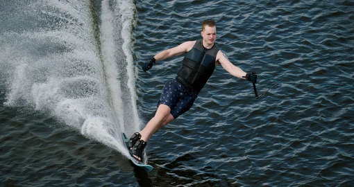 RADAR SENATE GRAPHITE 2026 GALLERY 3