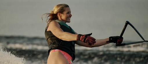 RADAR GLOVES 2026 LYRIC GALLERY 1