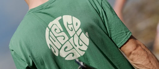 RADAR APPAREL 2026 JUST GO SKI TEE GALLERY 4