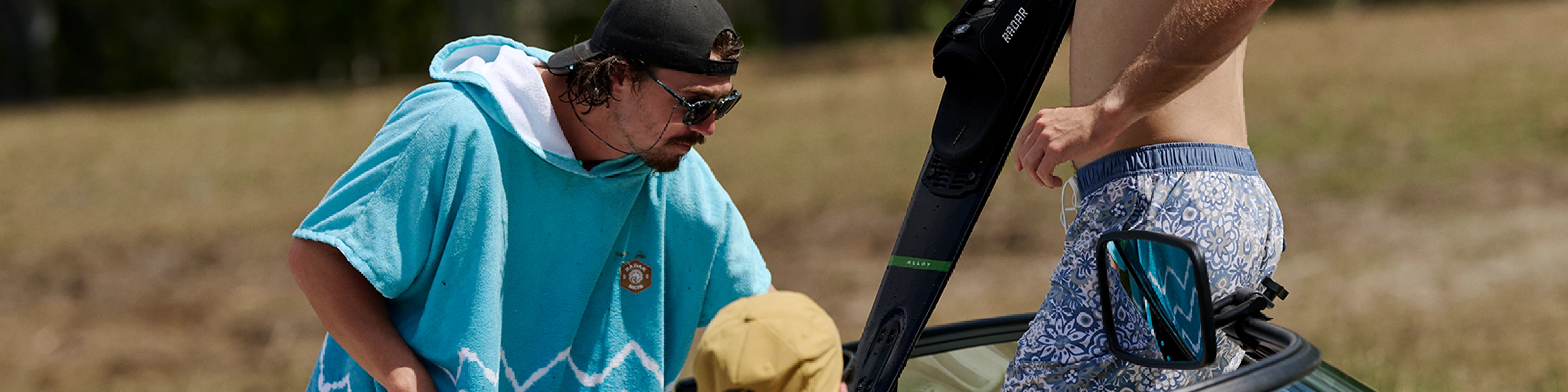 RADAR APPAREL CHANGE PONCHO BANNER