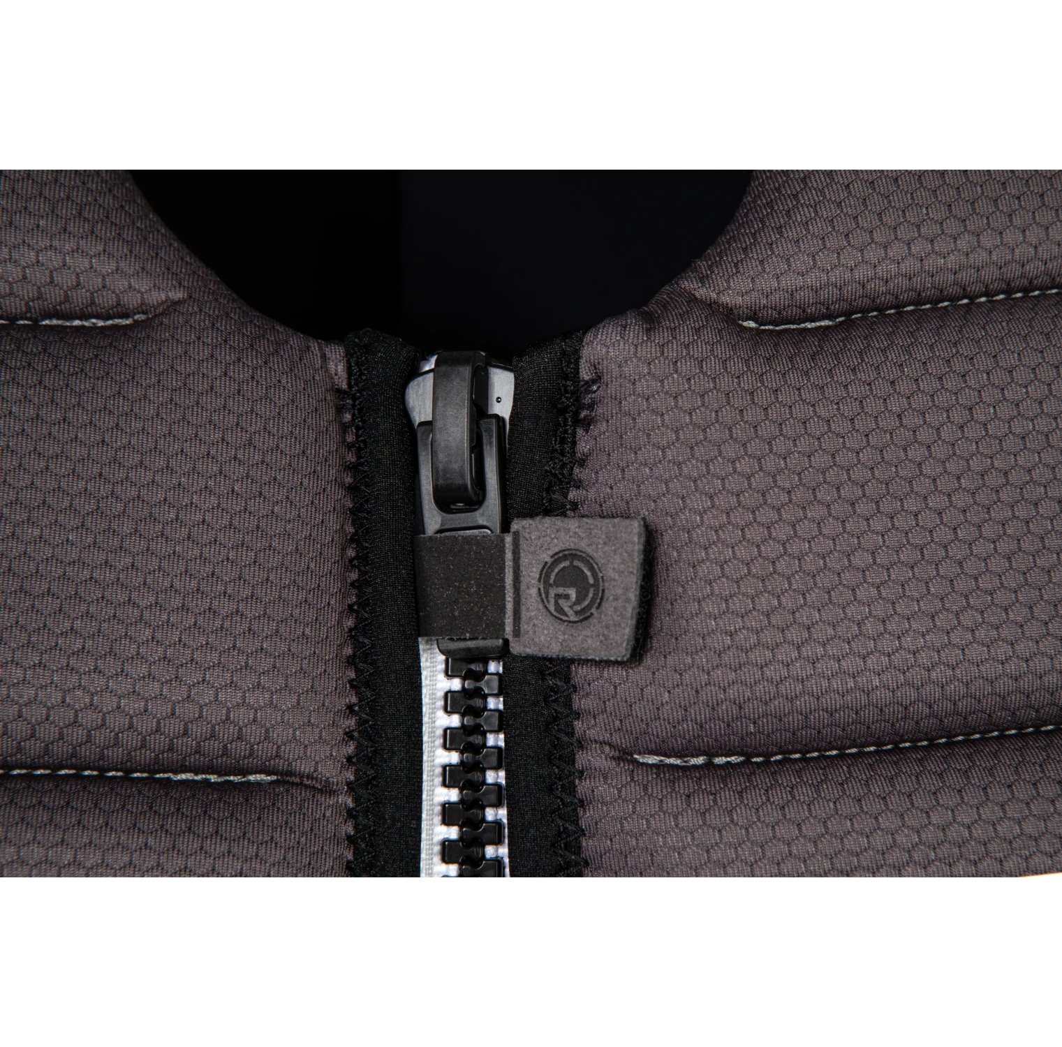 RADAR-LIFE-JACKET-TITLE-IMPACT-2027-INSET-ZIPPER-PULL