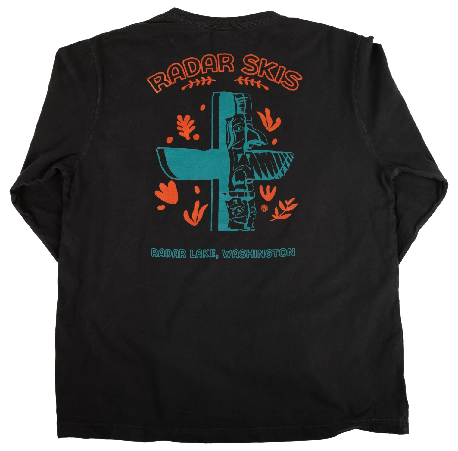 RADAR SOFTGOODS EAST ISLAND L-S TEE - 2027 - BACK